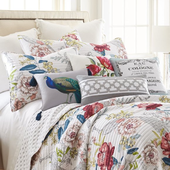 Levtex Home Montecito Floral/Peacock 3-Piece Reversible Full/Queen Quilt Set - Picture 9 of 11